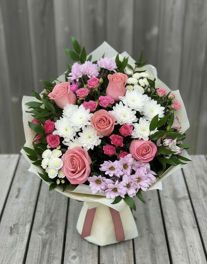 Букет цветов из: Альстромерии, Гвоздики, Розы и Хризантемы в Белый Колодезь