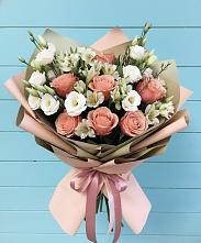 Букет цветов из:  Розы, Альстромерии и Лизиантусы #REPLACE_PRED# Белый Колодезь