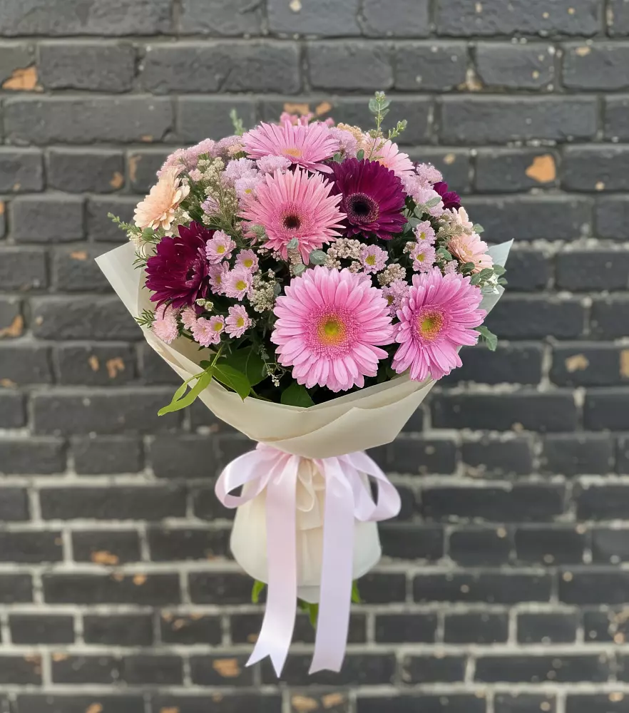 Букет цветов из: Герберы и Хризантемы в Белый Колодезь