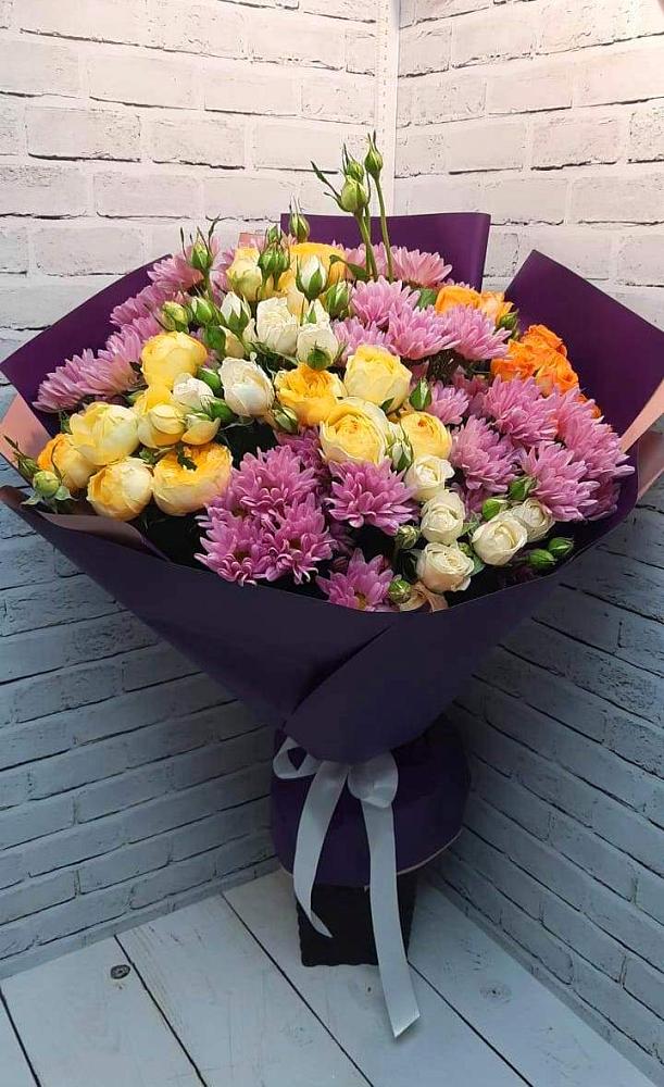 Букет цветов из: Хризантемы и Розы в Белый Колодезь