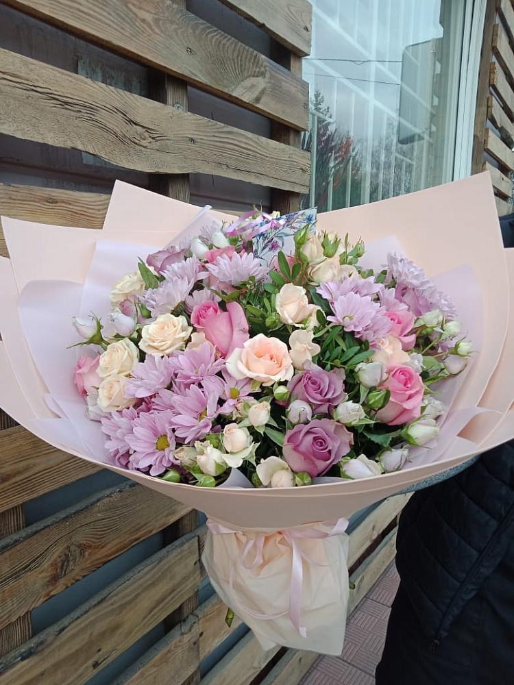 Букет цветов из: Розы и Хризантемы в Белый Колодезь