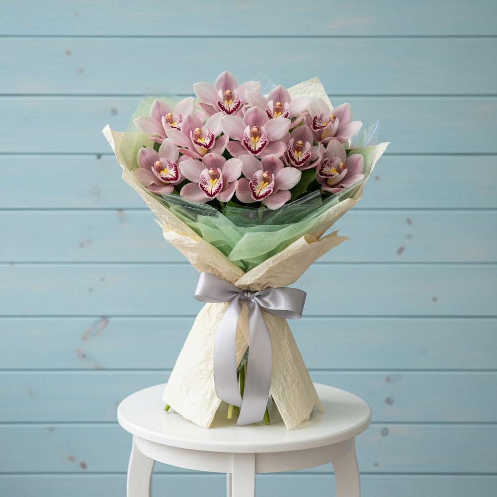 Букет цветов из: Орхидеи и Розы в Белый Колодезь