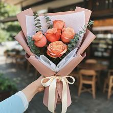 Букет цветов из:  Розы #REPLACE_PRED# Белый Колодезь