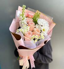 Букет цветов из:  Хризантемы и Розы в Белый Колодезь