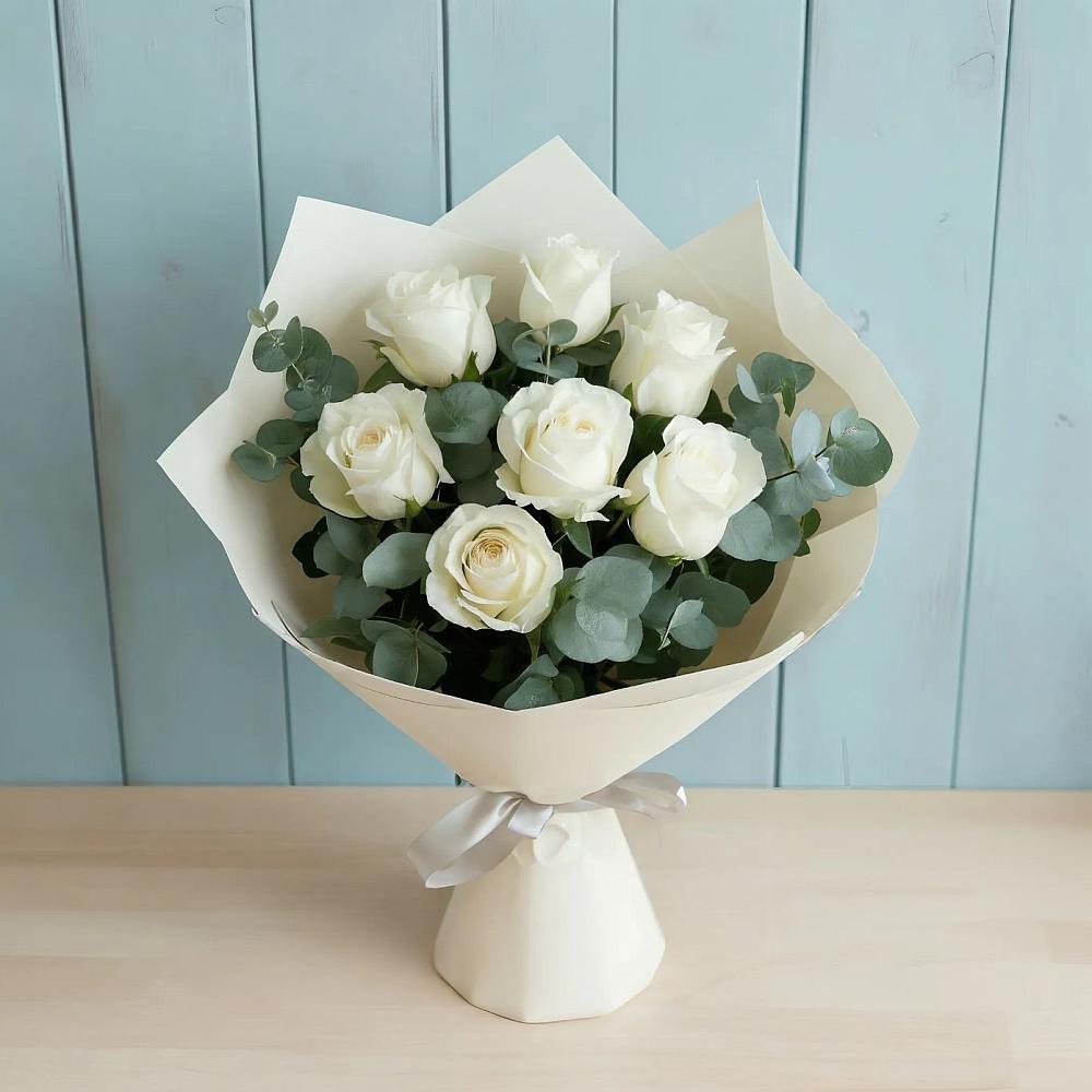 Букет Белые розы в Эвкалипте в Белый Колодезь