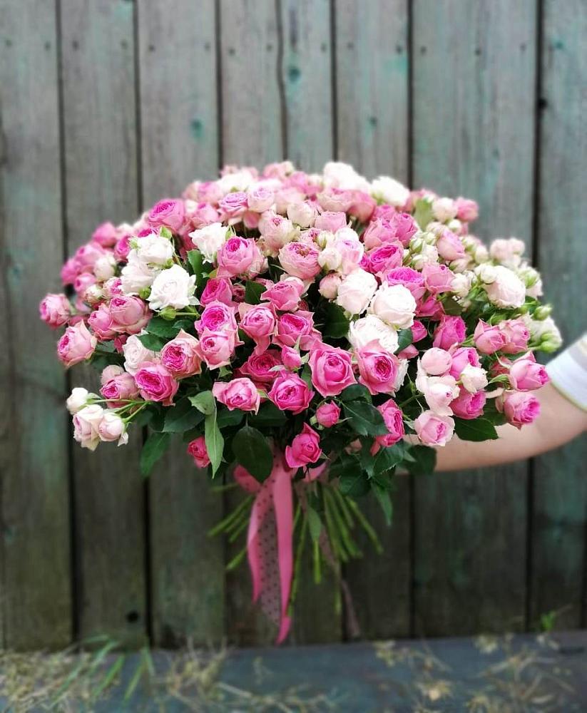 Букет Розовые кустовые розы Натали и Лав Лидия в Белый Колодезь