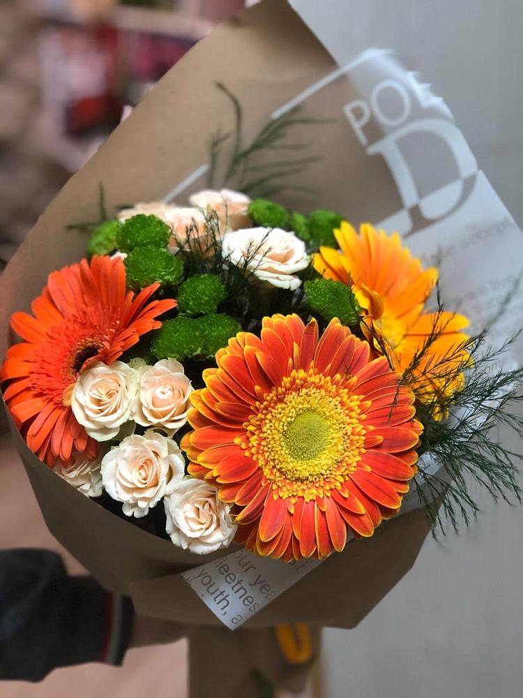 Букет цветов из: Герберы, Хризантемы и Розы в Белый Колодезь