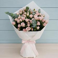 Букет цветов из:  Розы #REPLACE_PRED# Белый Колодезь