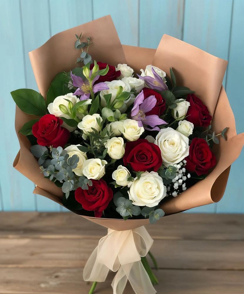 Букет цветов из: Розы и Альстромерии в Белый Колодезь