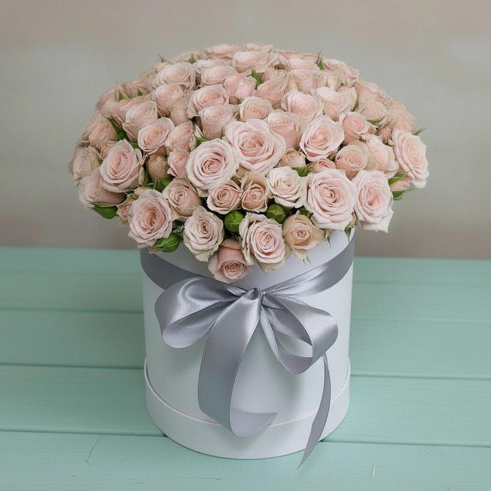 Цветочная композиция из Розы в шляпной коробке в Белый Колодезь